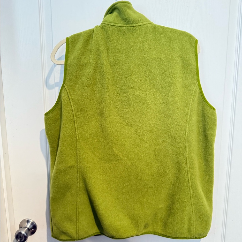 L.L. Bean Green Fleece Vest - Picture 3 of 3